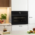 Kompaktowy piekarnik z mikrofalą do zabudowy Gorenje BCM4058B Czarny 02